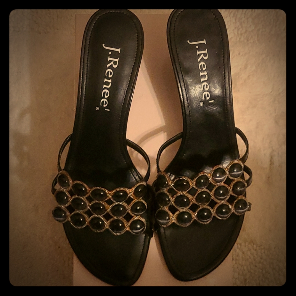 J.Renee' black wedges